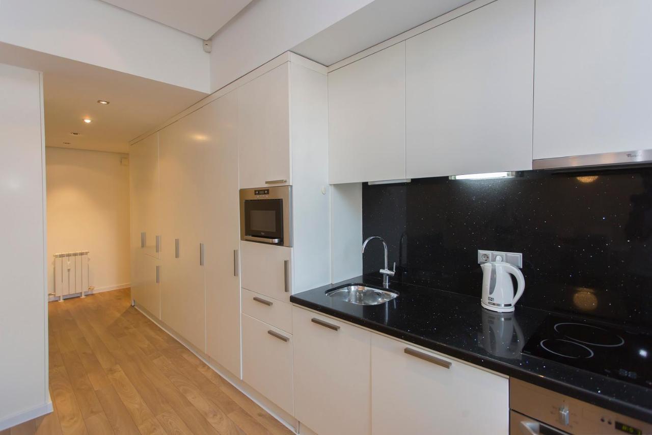 Modern Apartment In The City Center Sofia Exteriör bild